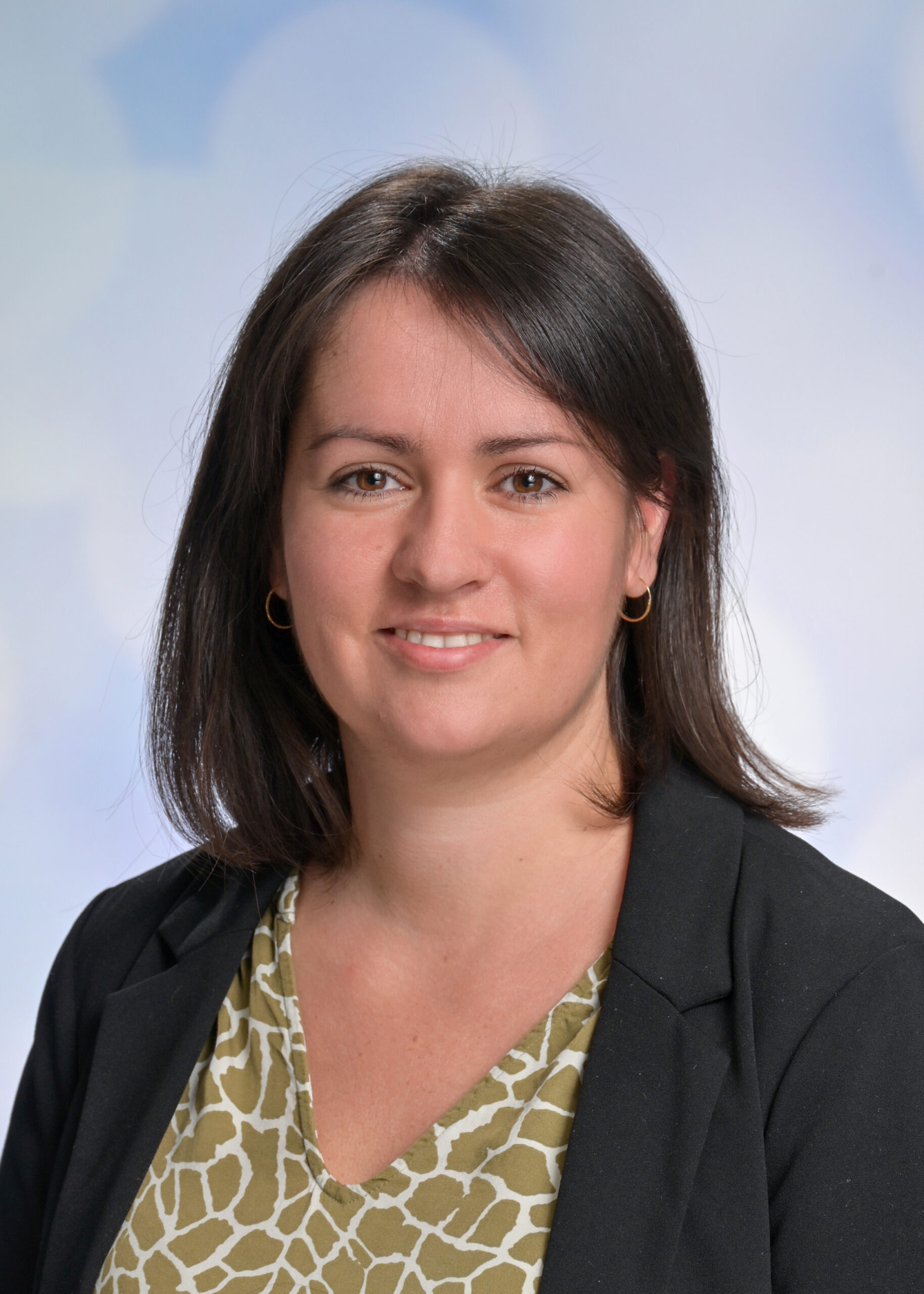 Prof. Melanie Urbina Moreano, BEd