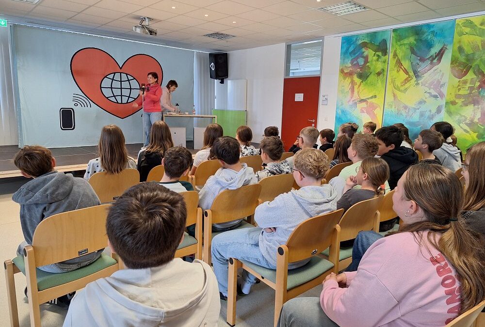 Mobile Theaterproduktion „Herznetz-Gefühl“