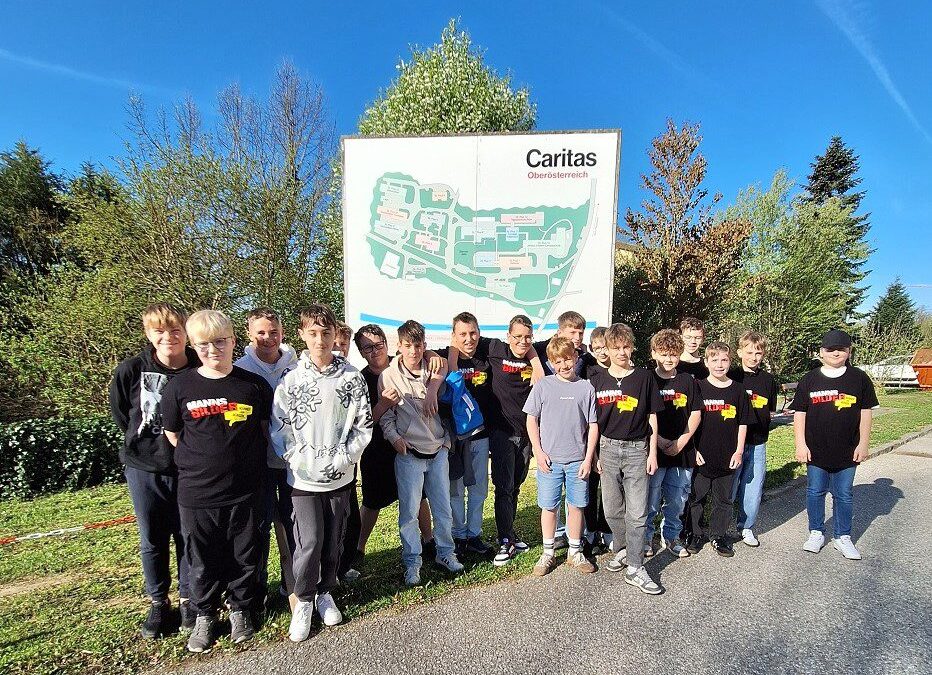 Mannsbilder besuchen das Pius Heim