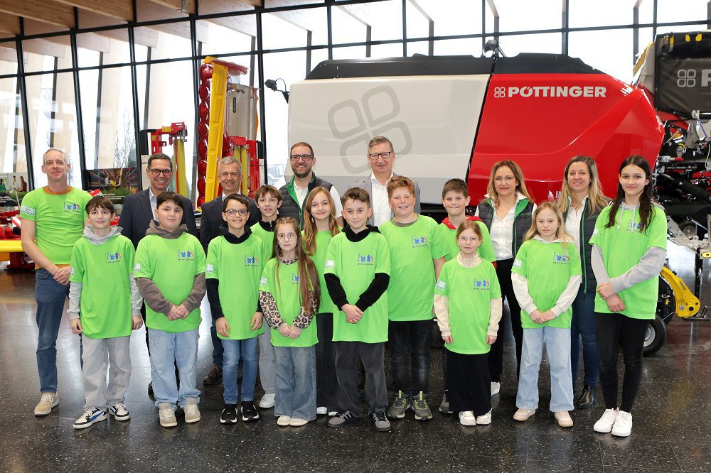 Pöttinger übernimmt die Patenschaft über die 1a Klasse